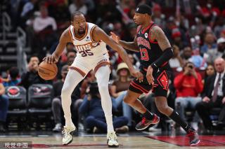 他在比赛中 他在比赛中