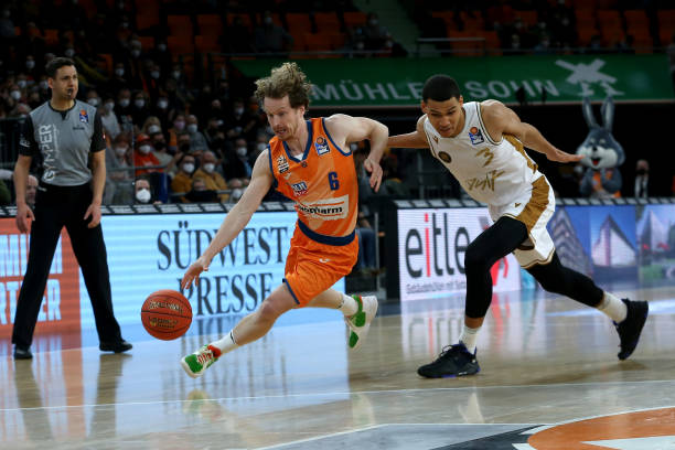 俱乐部和经 俱乐部和经