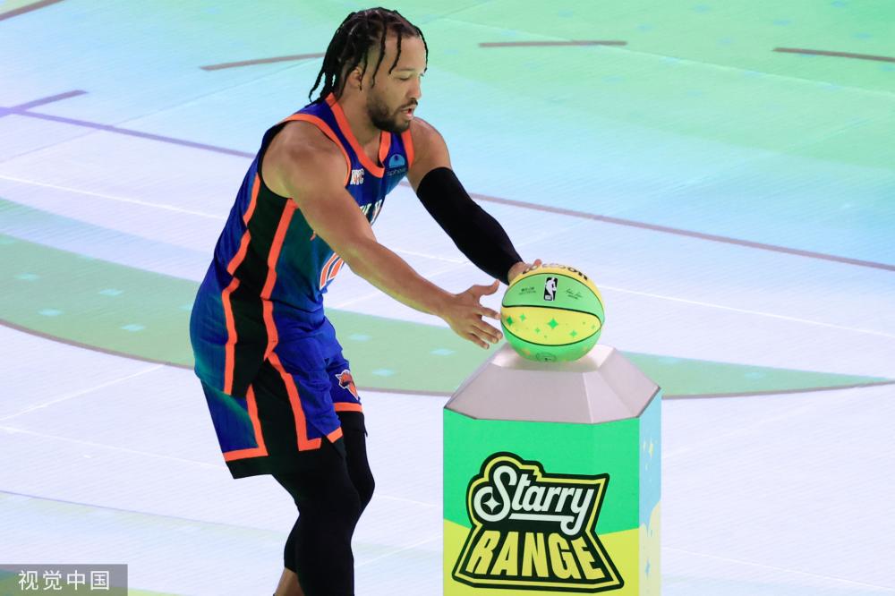 通过时尚的 通过时尚的