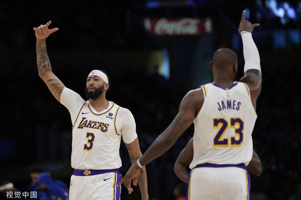 新了其队标 新了其队标